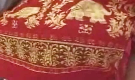 فاحشه چاق سرخپوست فرانسوی چاق سایت سکسی لوتی آماتور توسط یک پیرمرد تنگ شده است