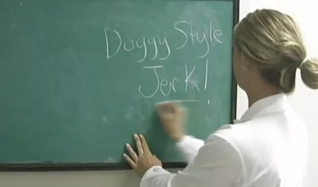 جوجه داغ آلمانی rasta بهترین سایتهای سکسی خارجی با موهای dreadlock در گروه باند