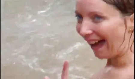 به من اجازه بهترین سایت سکسی دهید لوسیون کنید در حالی که جو خود را سخت JOI می کنید