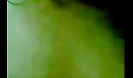 Stief-Sohn بهترین سایت دانلود فیلم سکسی mit Riesenpimmel موتی را در دن ارش فشرده است