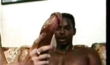 نوجوان تراشیده انواع سایت های سکسی شده فانتینا میخ می شود