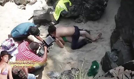 وب دانلود فیلم سکسی از سایت های معروف کم بالغ ناز