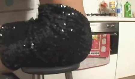 مادربزرگ خروس جوان سایت هایسکسی می خواهد