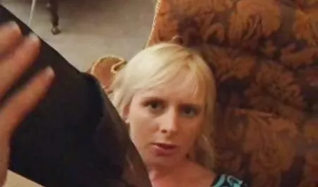 Step Sister Penny معرفی سایت های سکسی Pax گام Bros دیک را به عنوان یک سنگ سخت می کند!