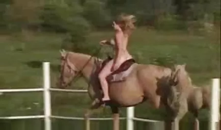 یک فن سایت Stephaneprodx که به خوبی توسط یک سایت های سکسی تلگرام آسیایی فاسد شد