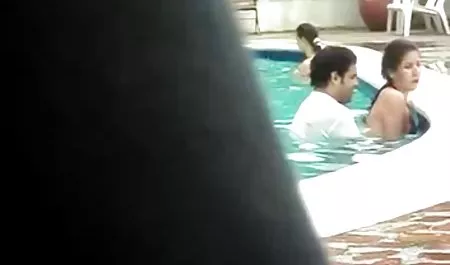 شخص ساده و معصوم Busty توسط دوست دختر ادرس سایتهای سکسی لزبین خود مشت کرد