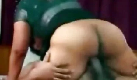 او می سایت تلگرام سکسی خواست یک غول پیکر غول پیکر را برای سوراخ کردن لوله عشق خوشمزه خود قرار دهد