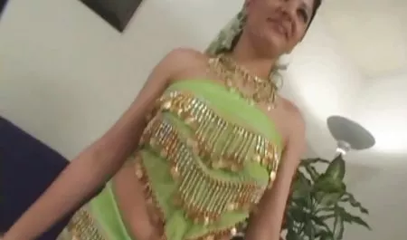 بلوند حجیم باعث می دانلود سایت های فیلم سکسی شود twat مودار خود را که توسط یک bbc نابود می شود