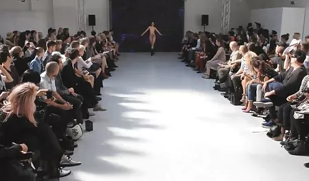 چه کسی می خواهد سایت های سکسی برای موبایل همسر من را لعنتی؟